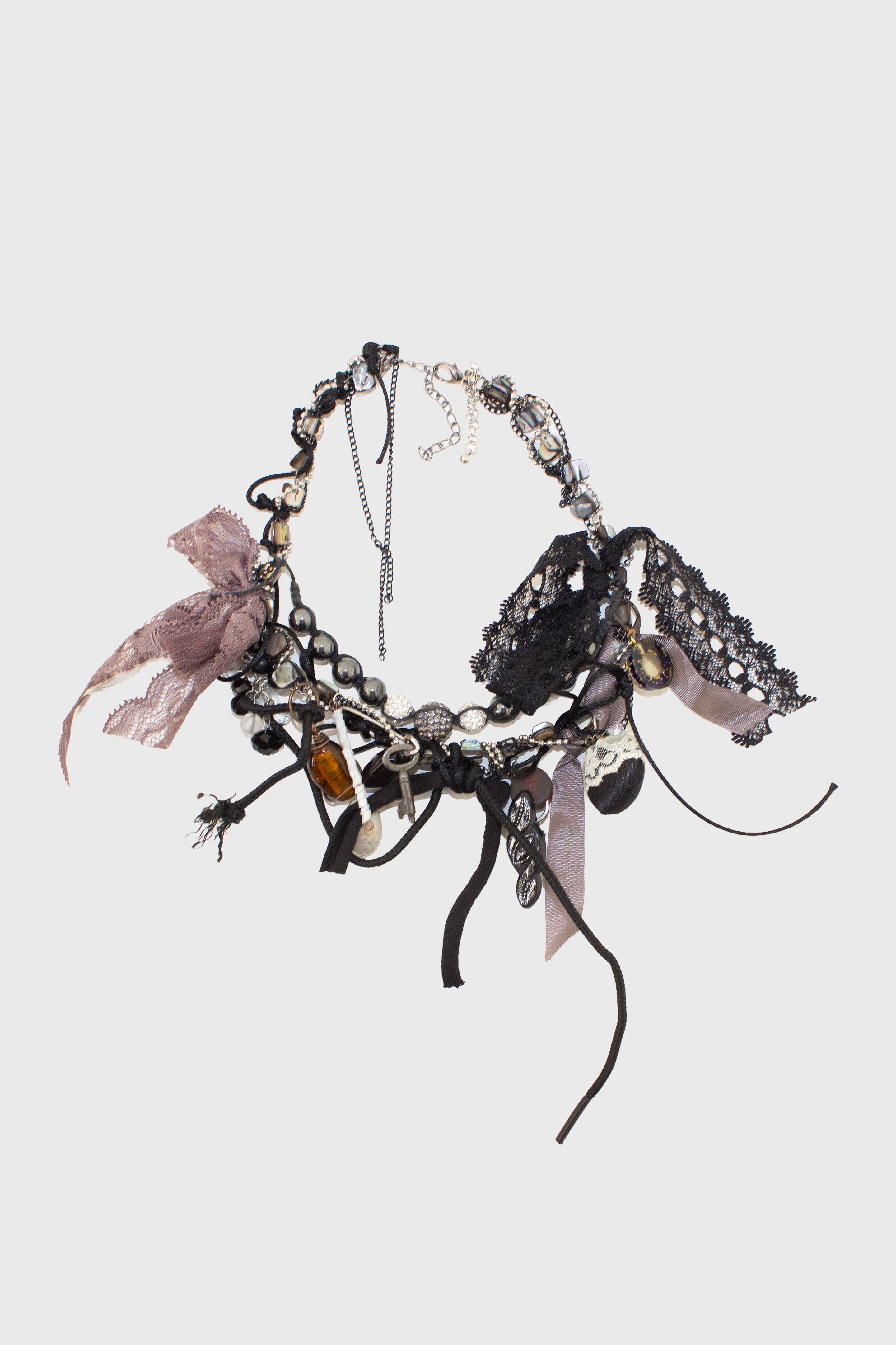 BARYTE NECKLACE