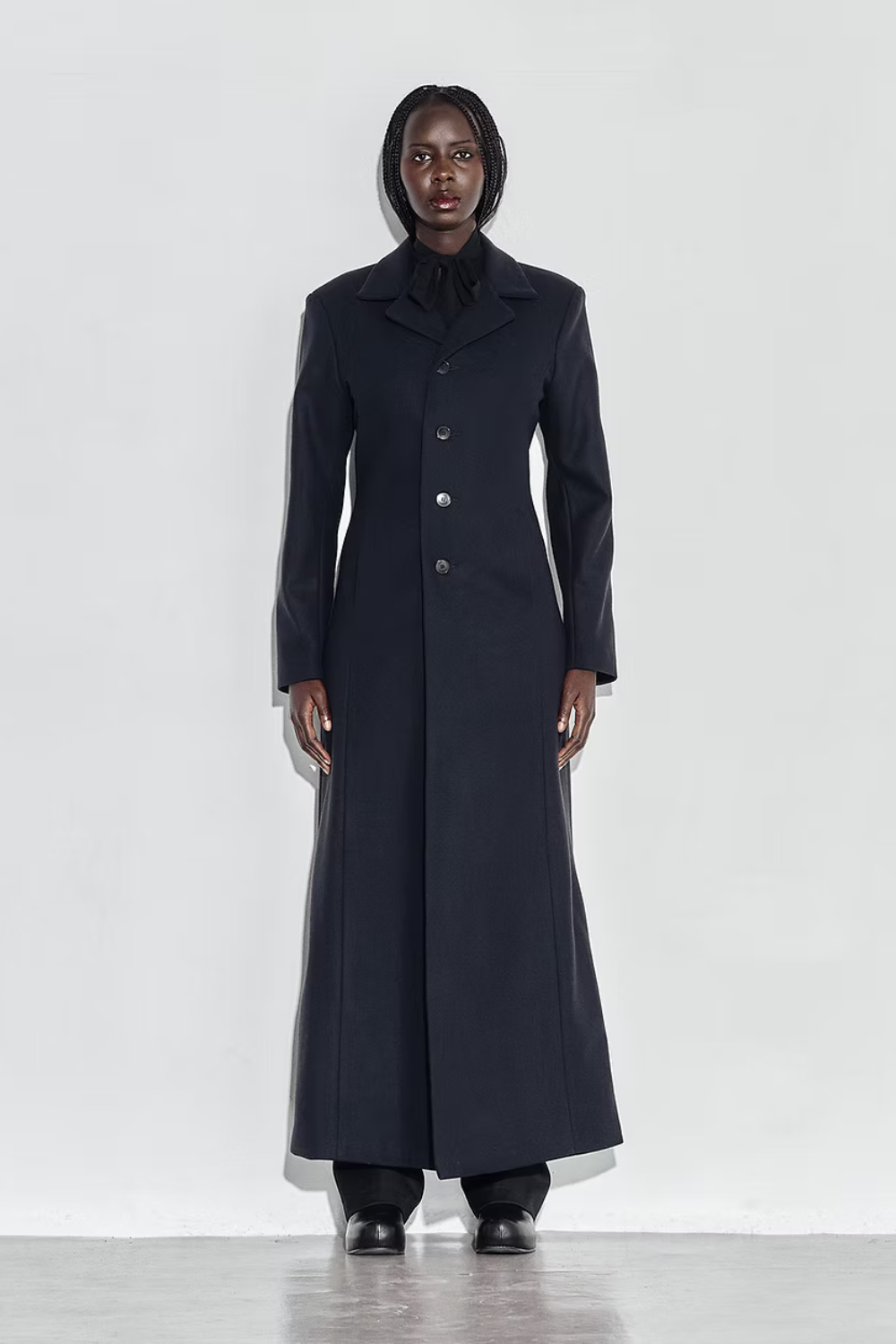 KAHE NAVY COAT