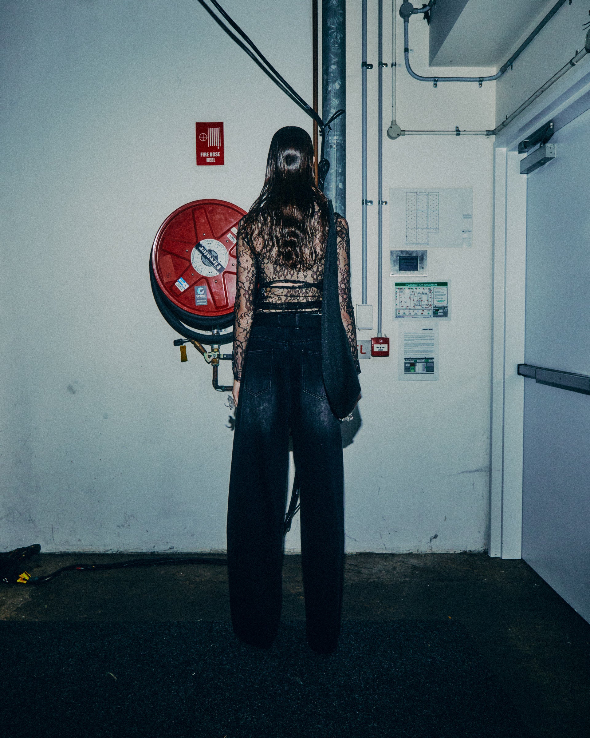 SUPER BAGGY JEANS