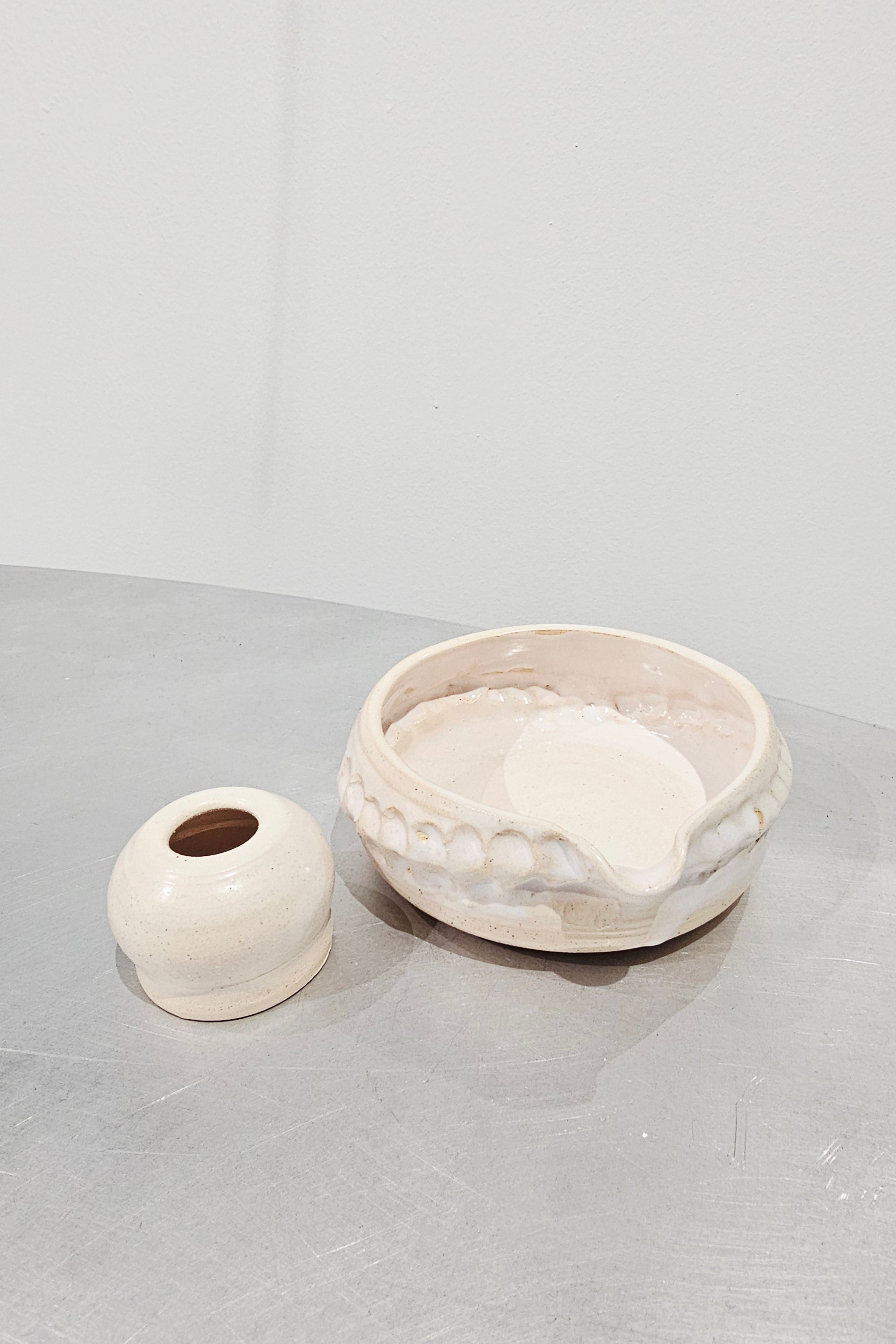 IN/EX 'ROUND' MATCHA BOWL & WHISK HOLDER SET