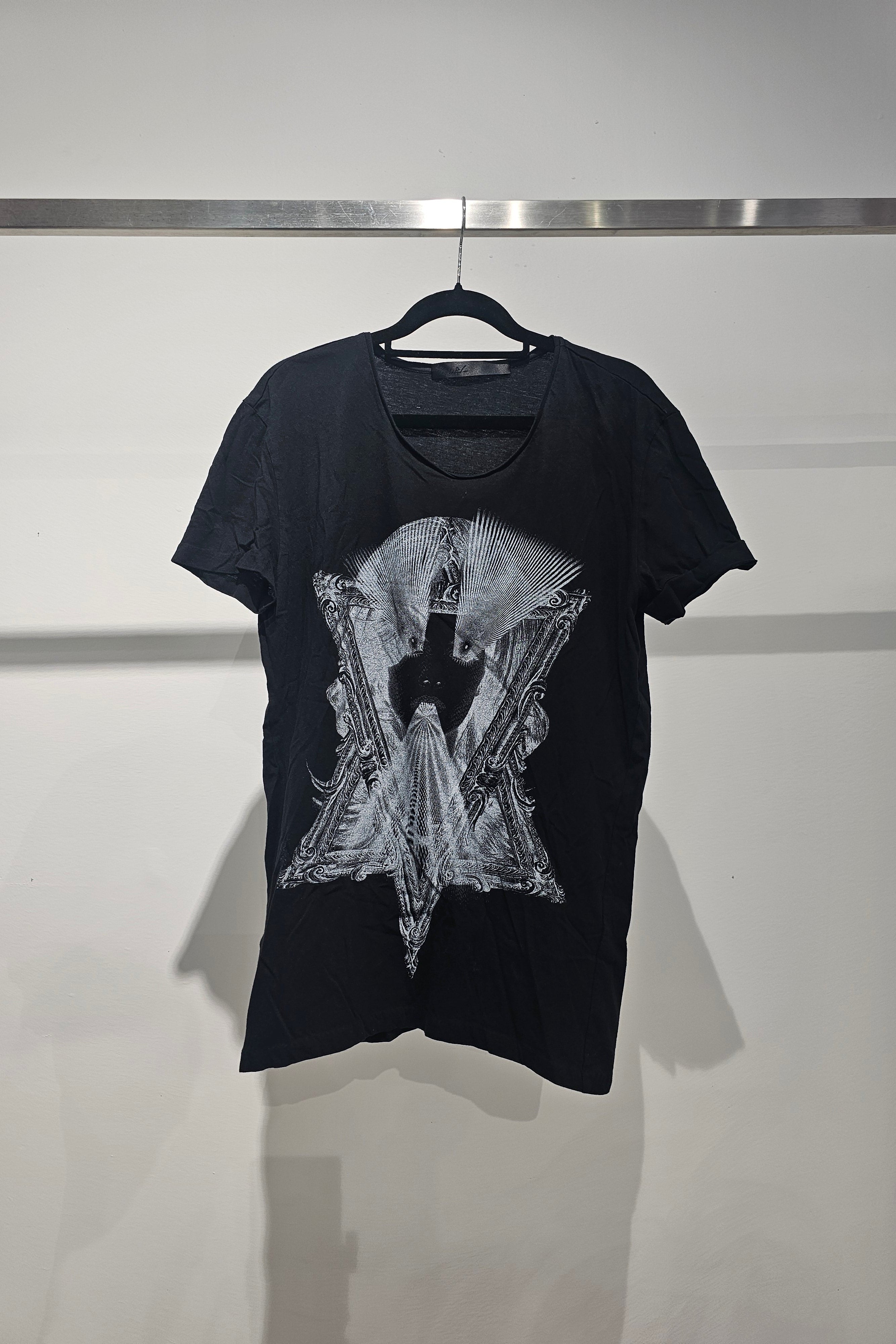 Frame Tshirt