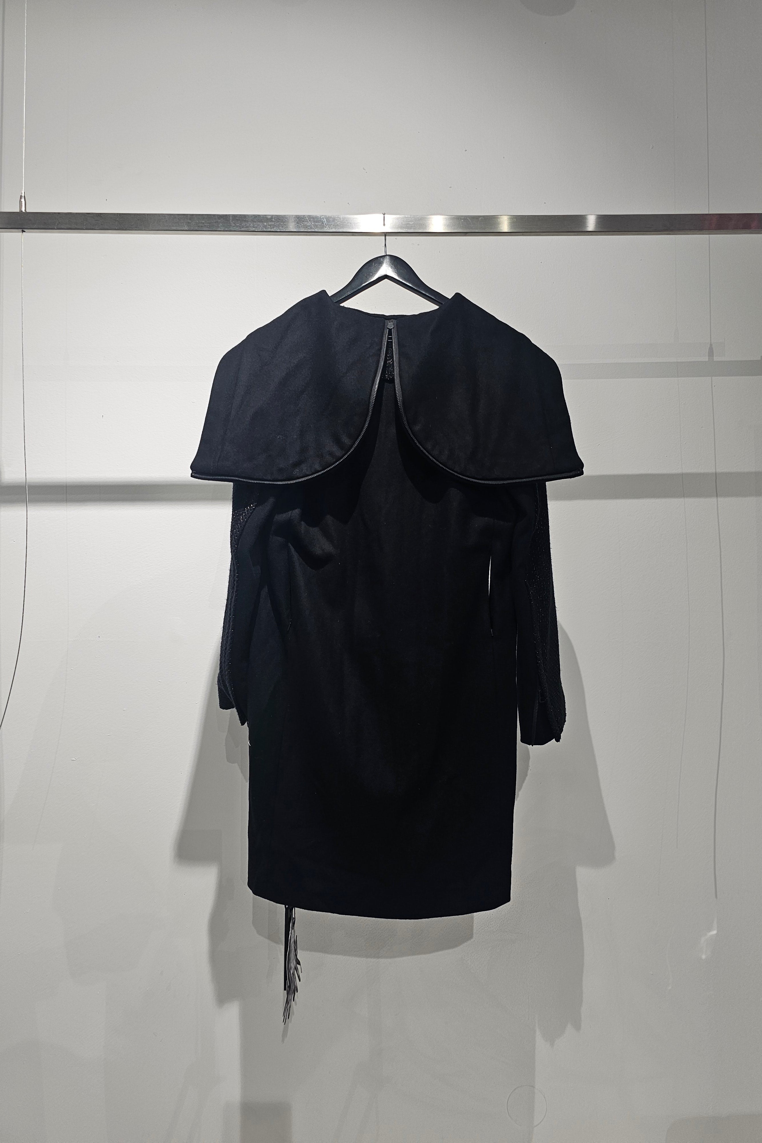 Wire Hooded Jacket