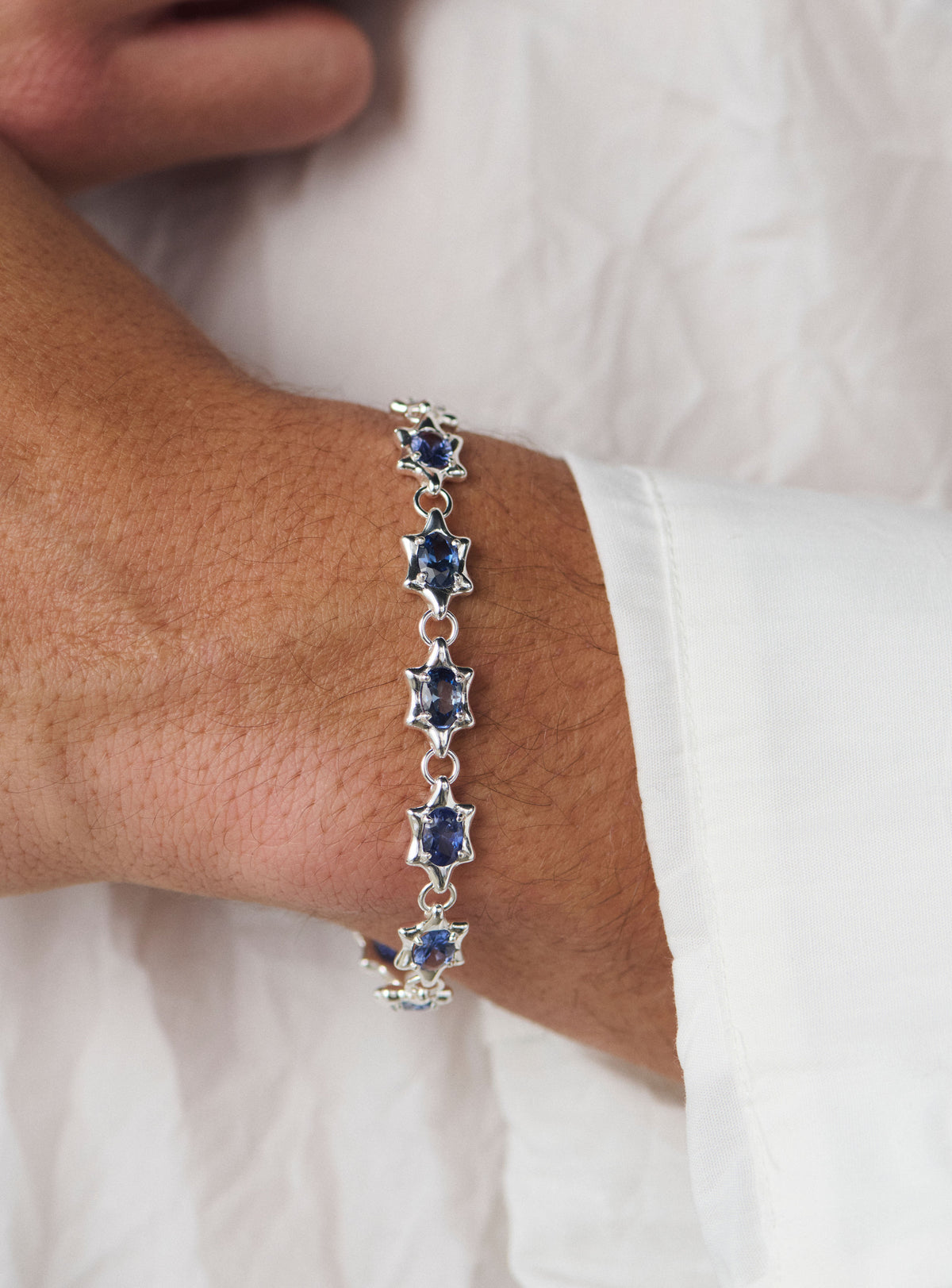 6 Point Gem Bracelet Blue