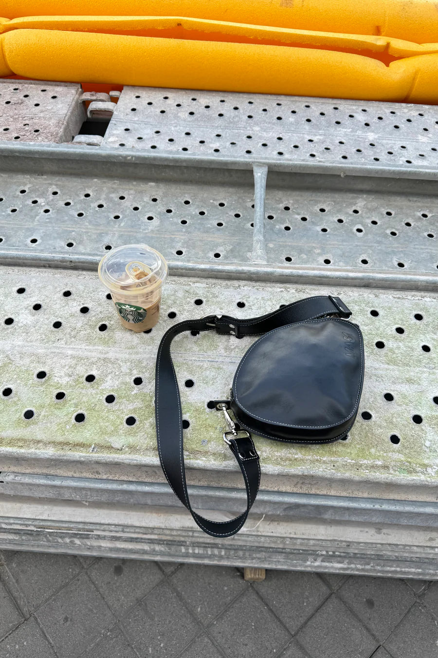 BLACK TROTTER BAG