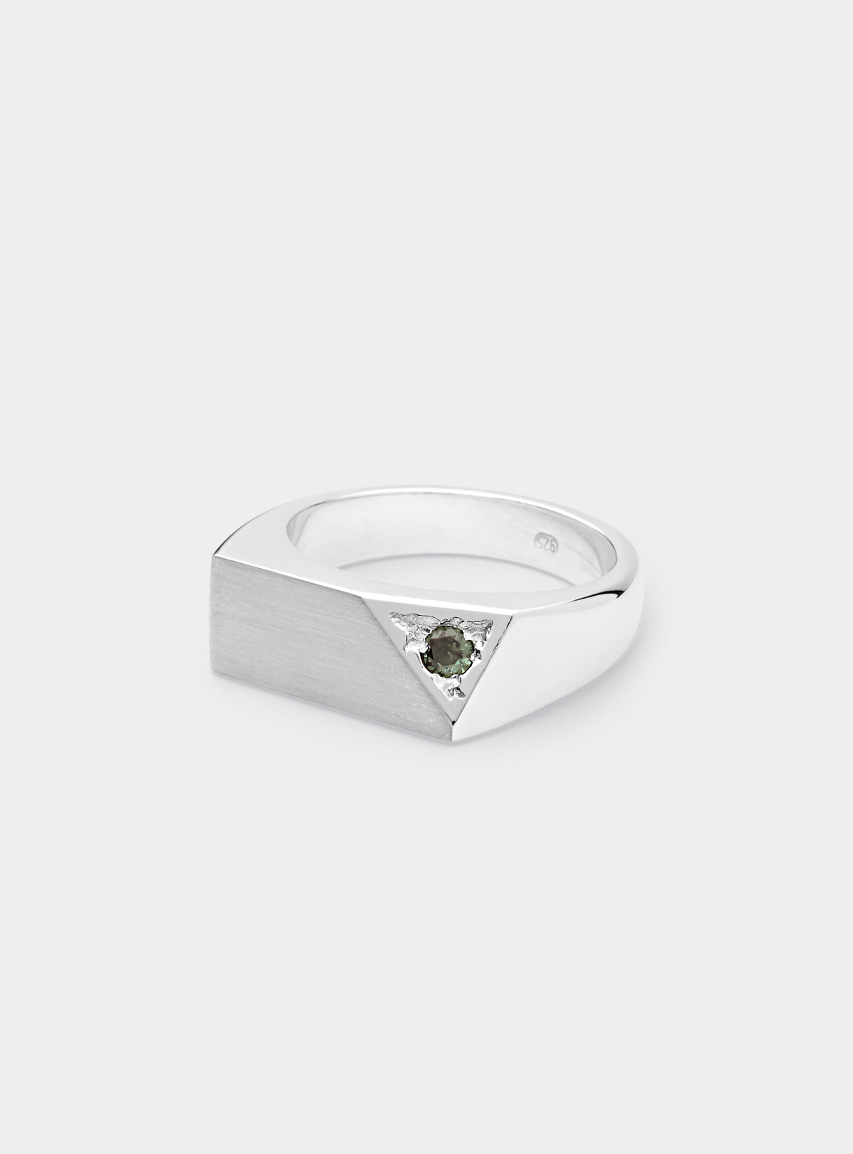 Axial Signet