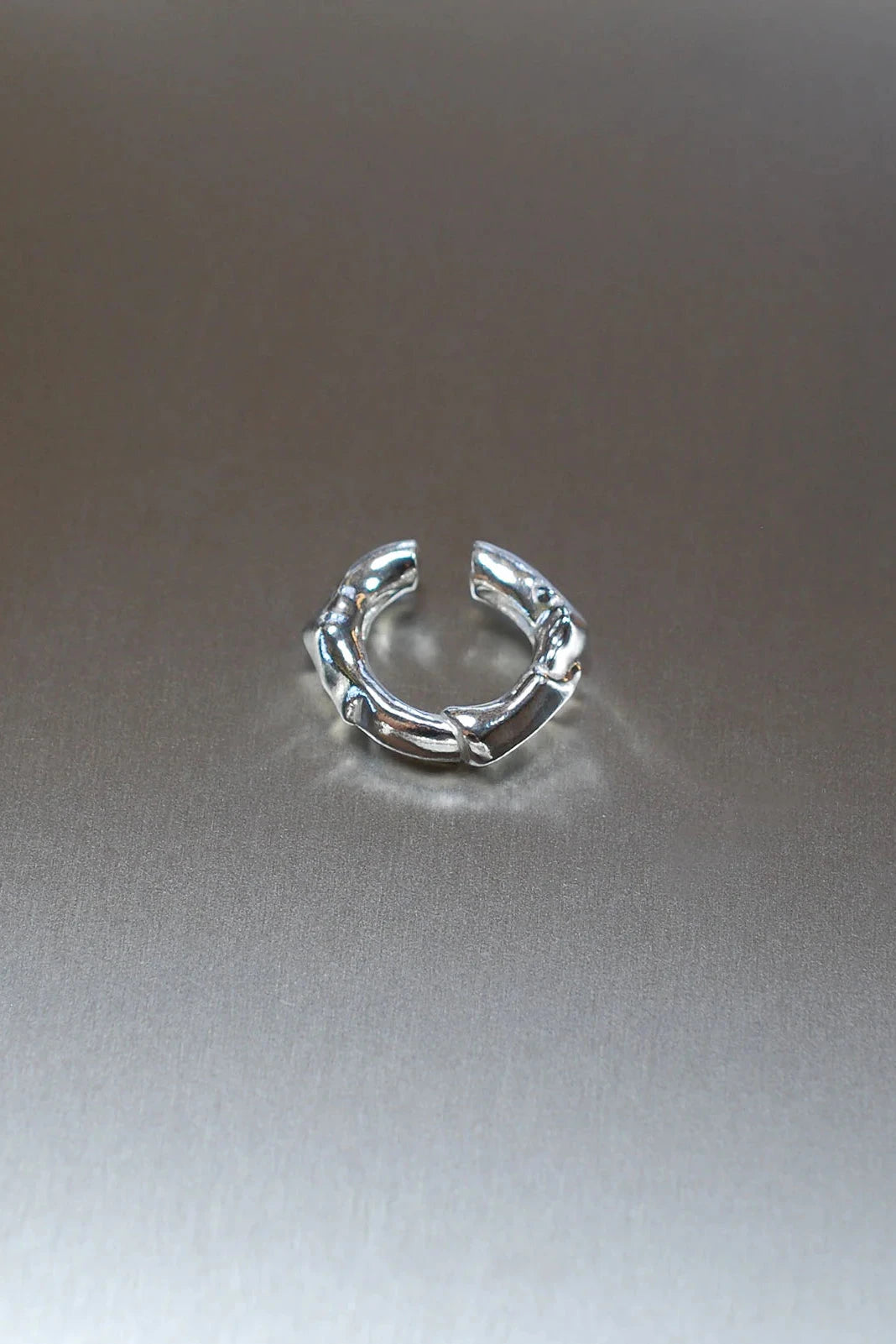 MANTLE EARCUFF