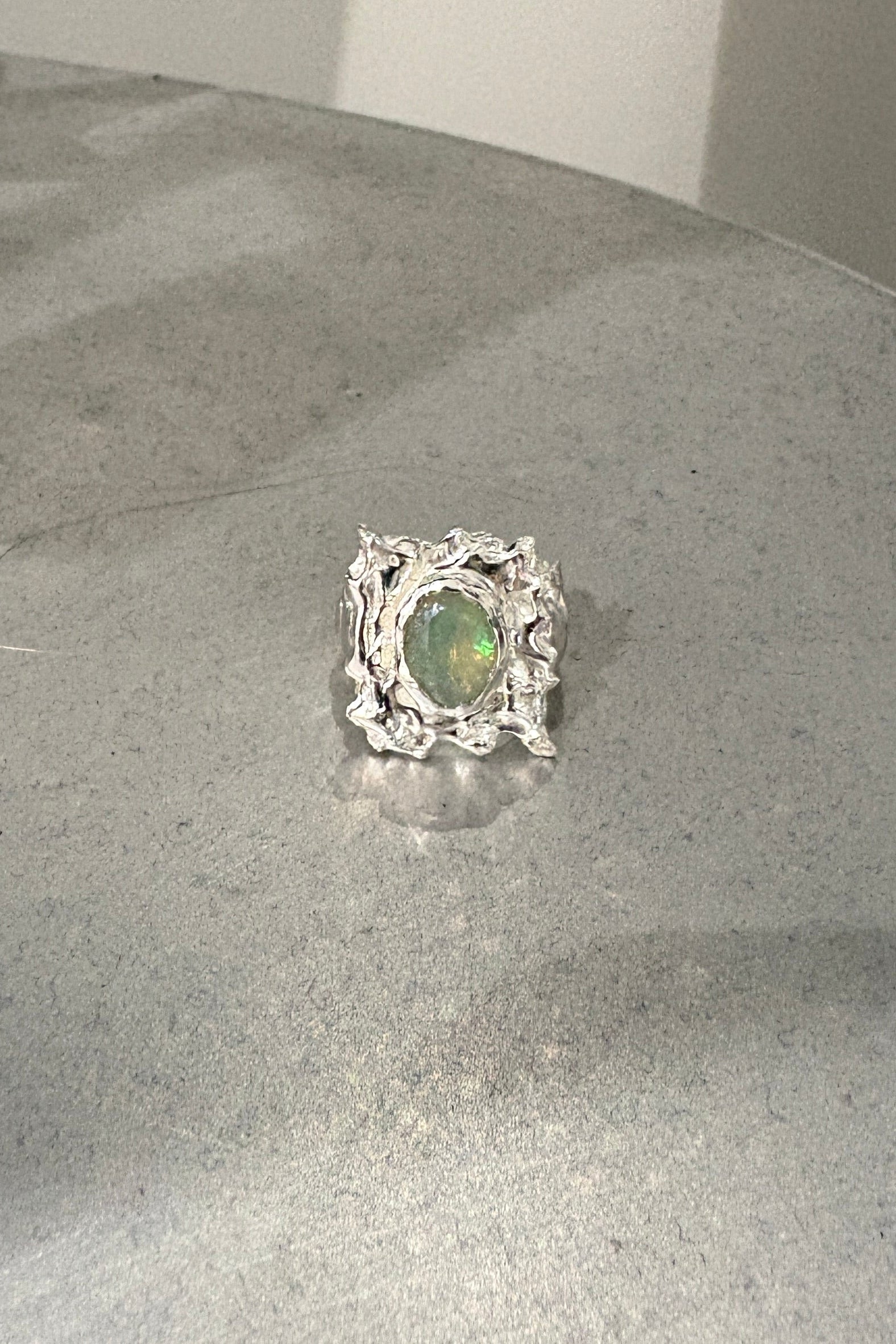 FRAMED FRAGMENT RING (K 1/2)