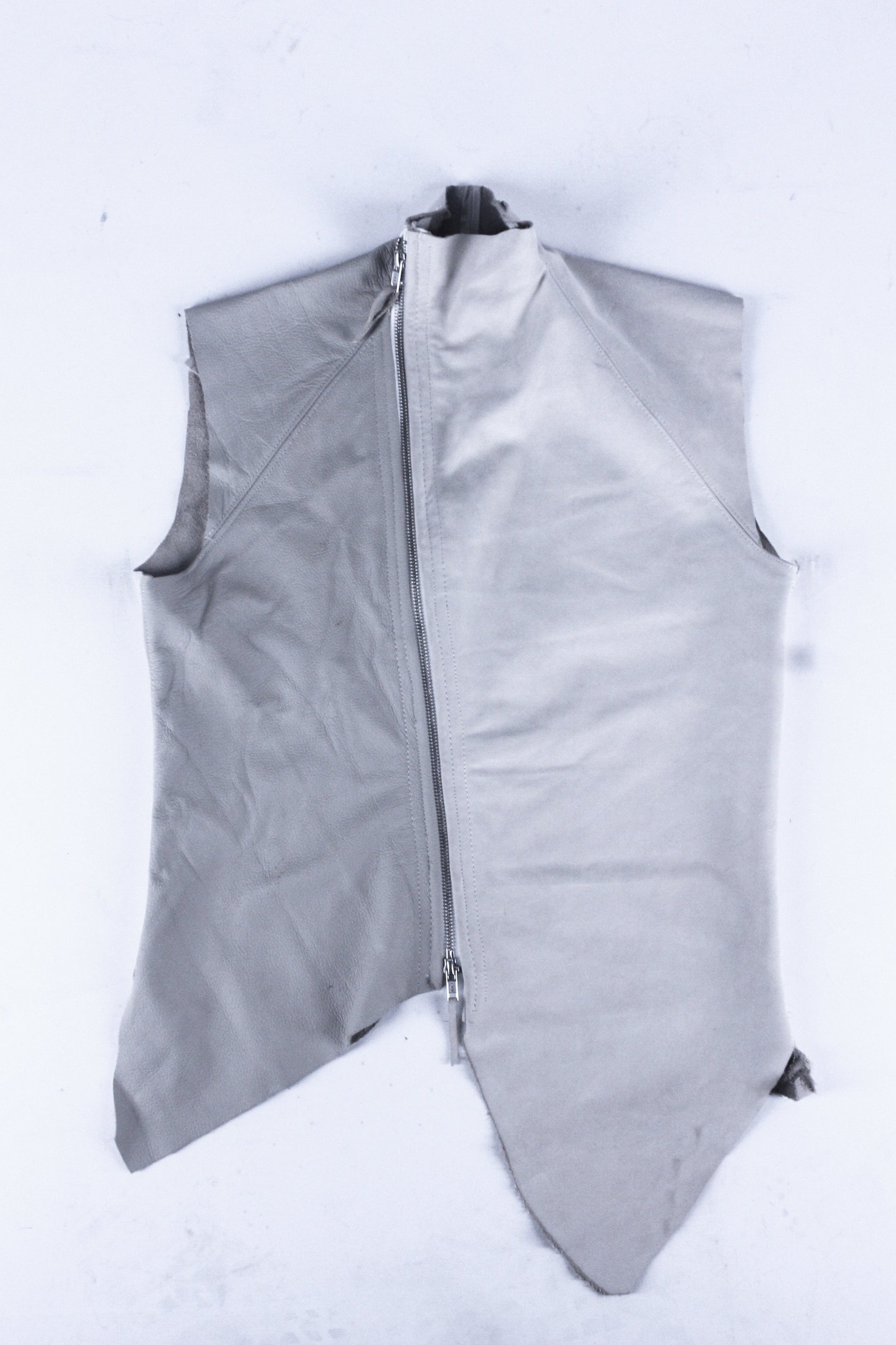 WHITE SIDE ZIP RAW LEATHER VEST