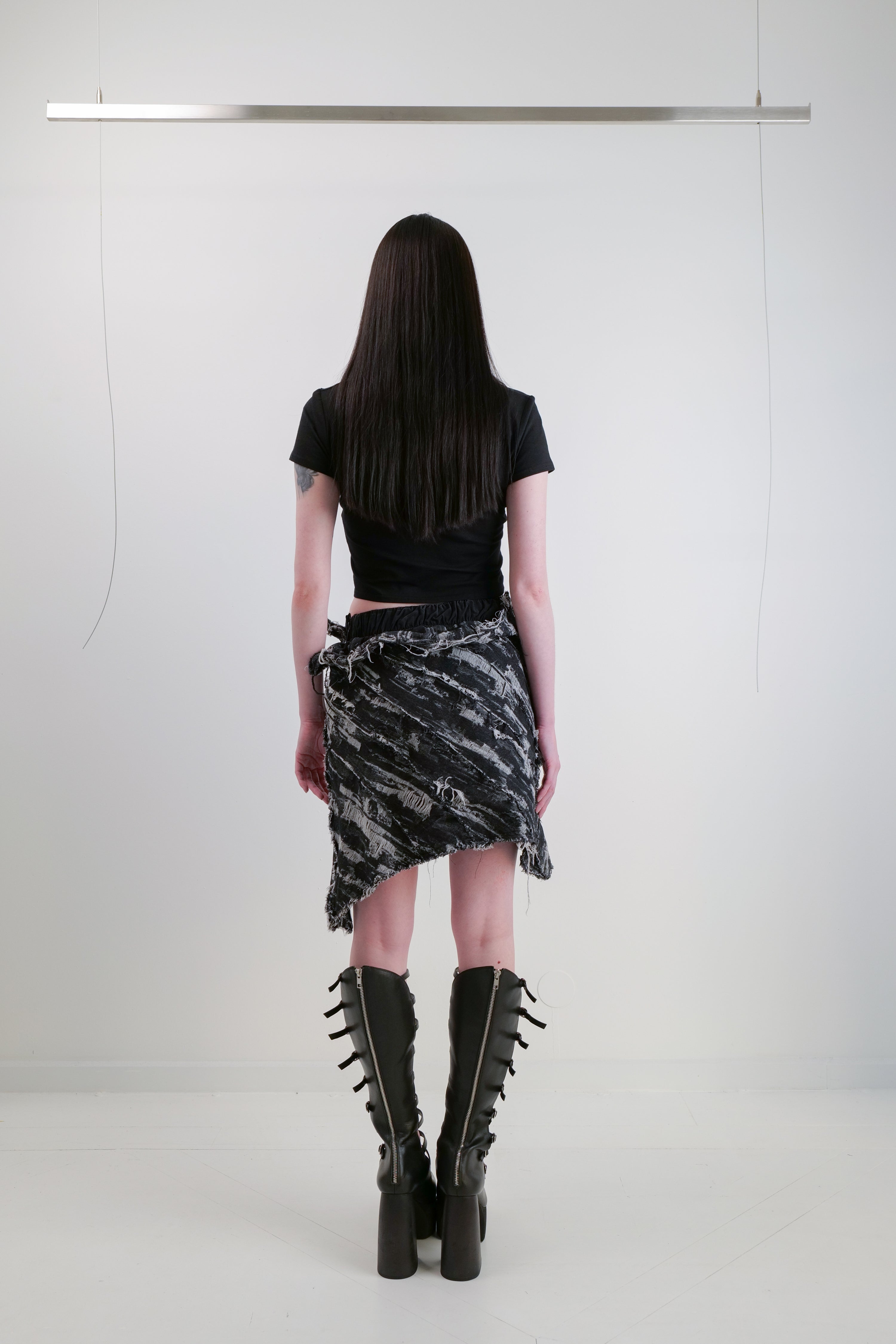 DISTRESSED DENIM SKIRT
