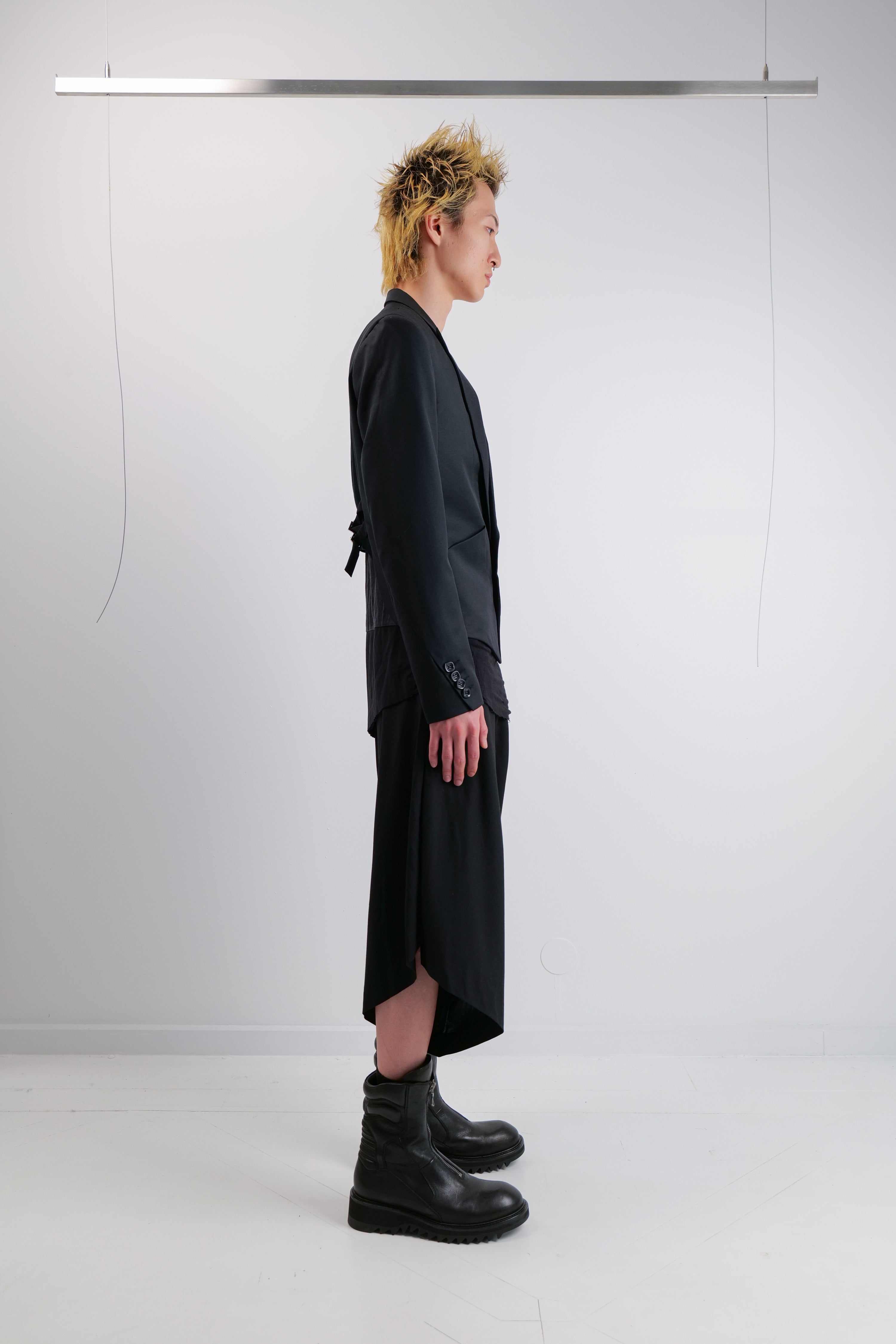 TAILORED FITTED BLAZER