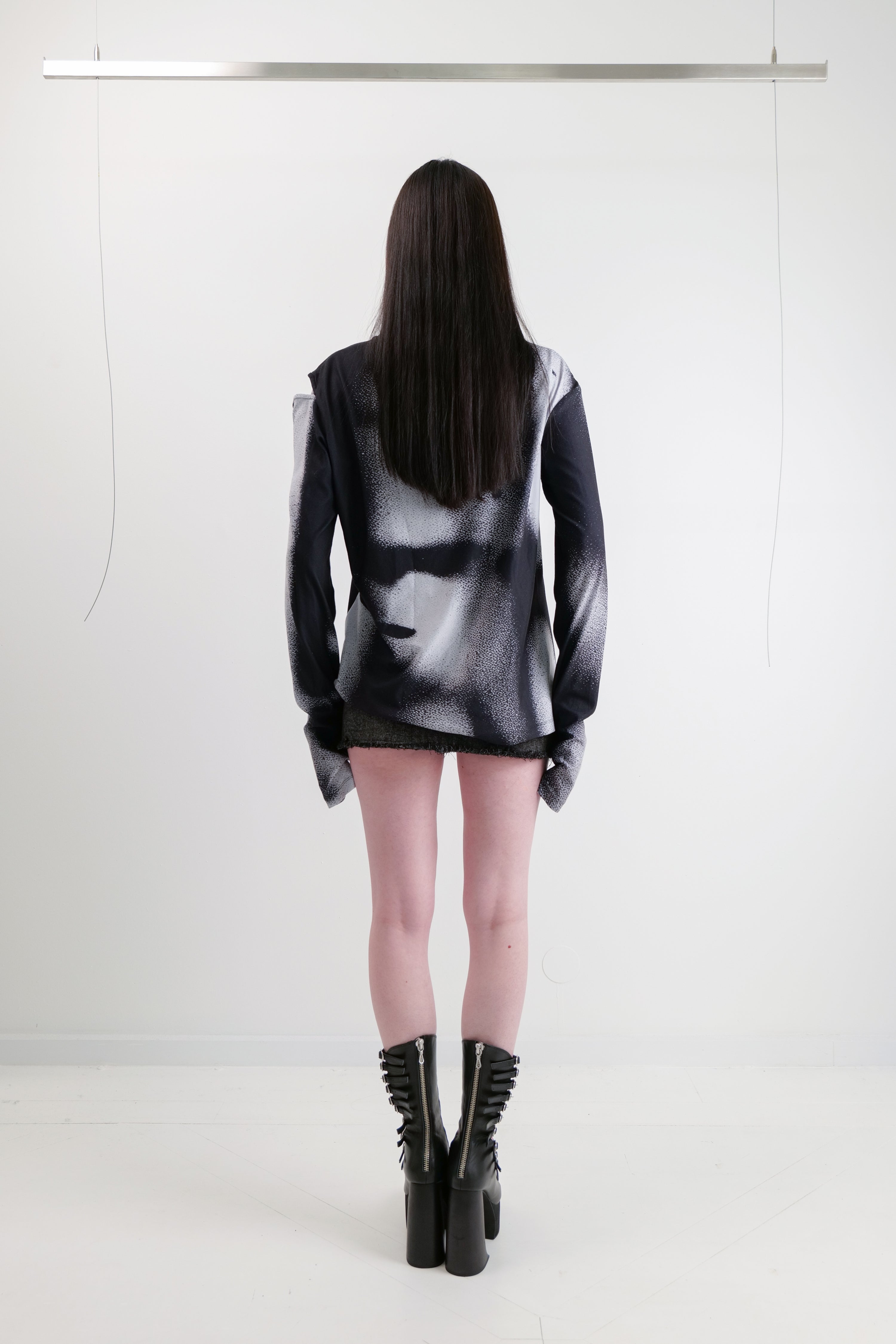 HUMAN INTELLIGENCE LONG SLEEVE TOP