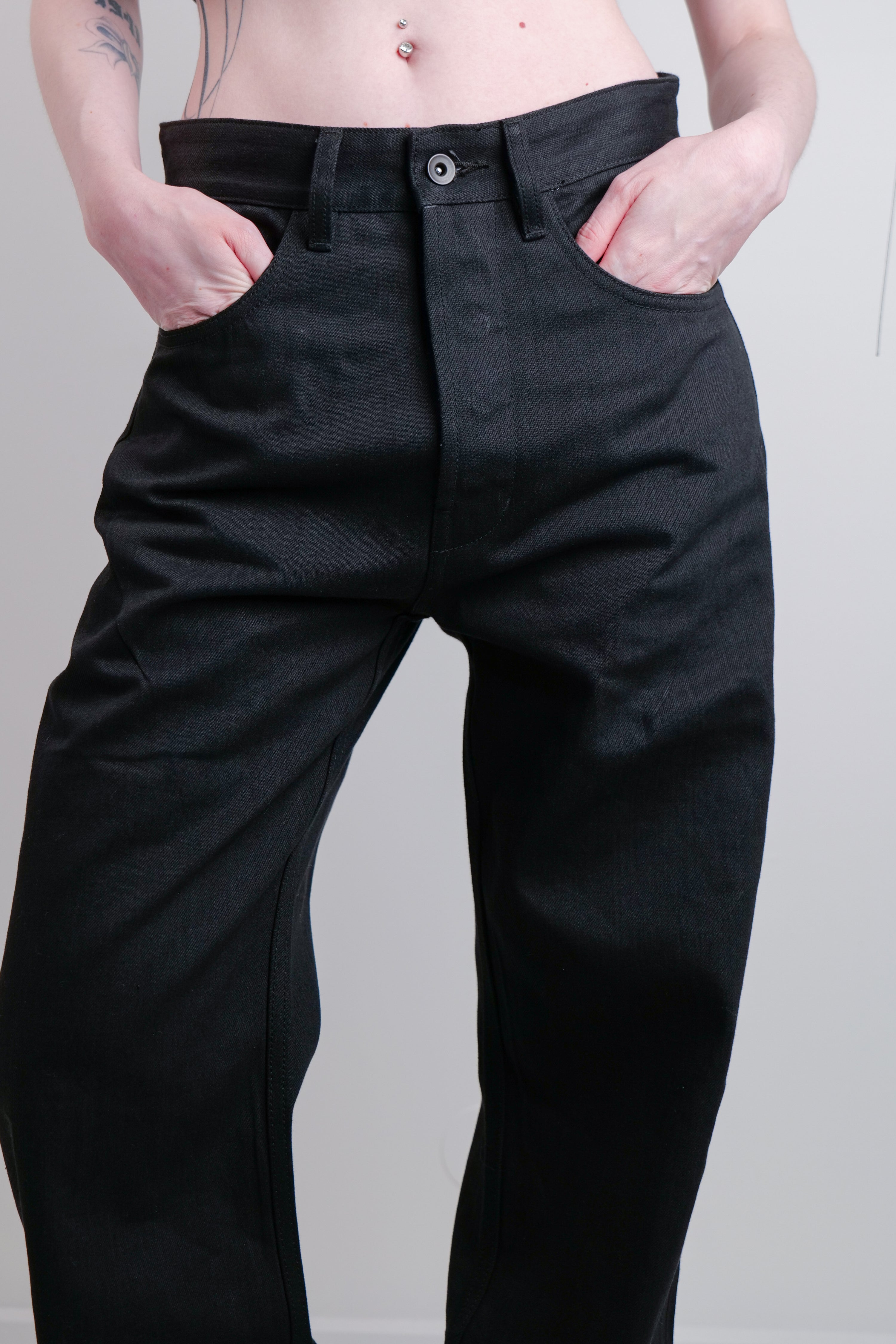 BLK - SELVEDGE JEANS